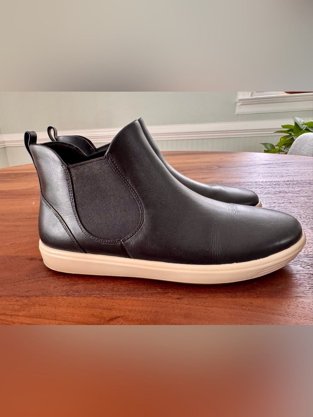 Ecco Soft 7 Chelsea Womens 41 / 10-10.5 Black Comfort Sneaker Ankle Boots Bootie